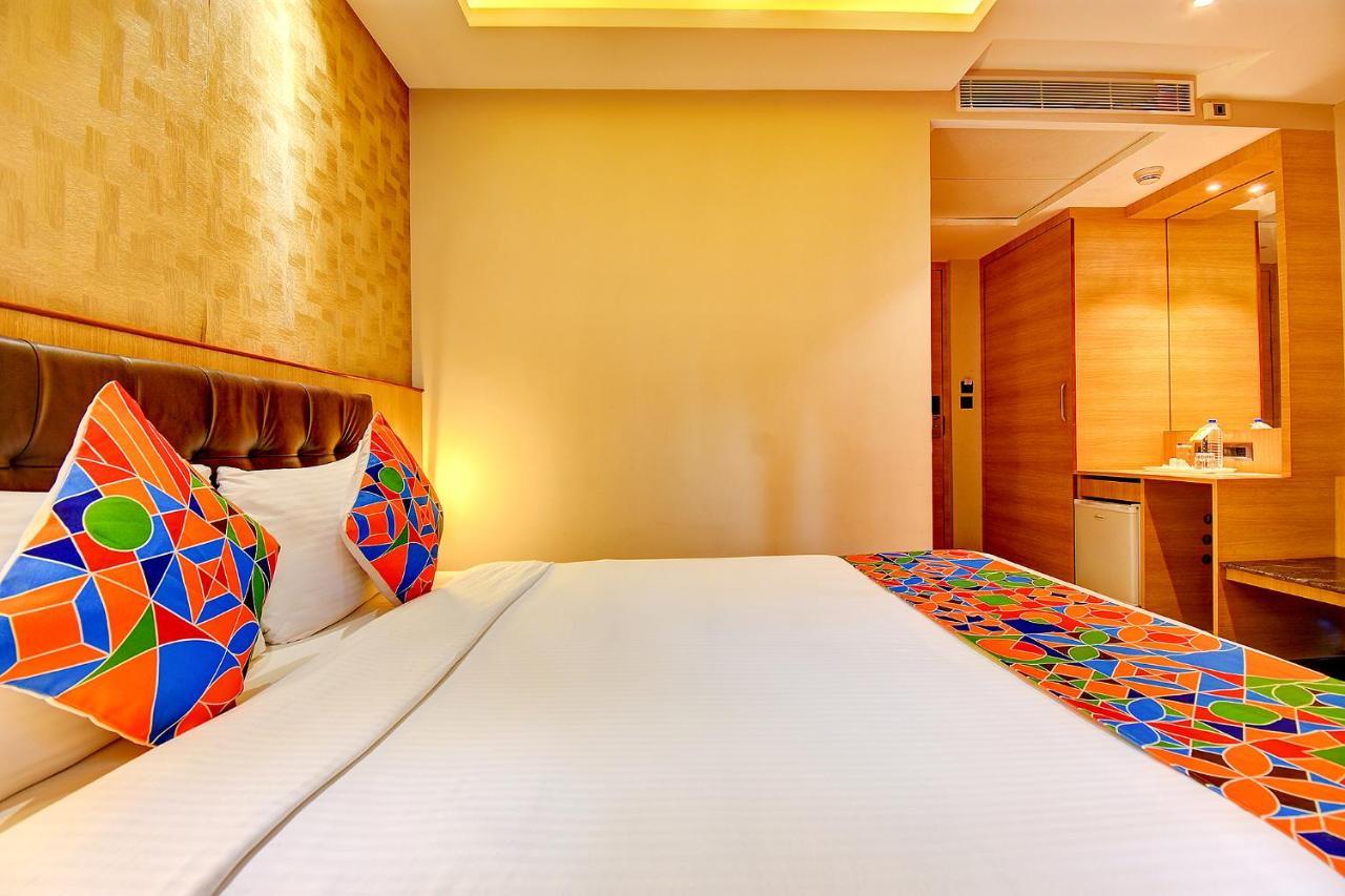 Fabhotel S Comfort Inn - Indiranagar Бангалор Екстериор снимка