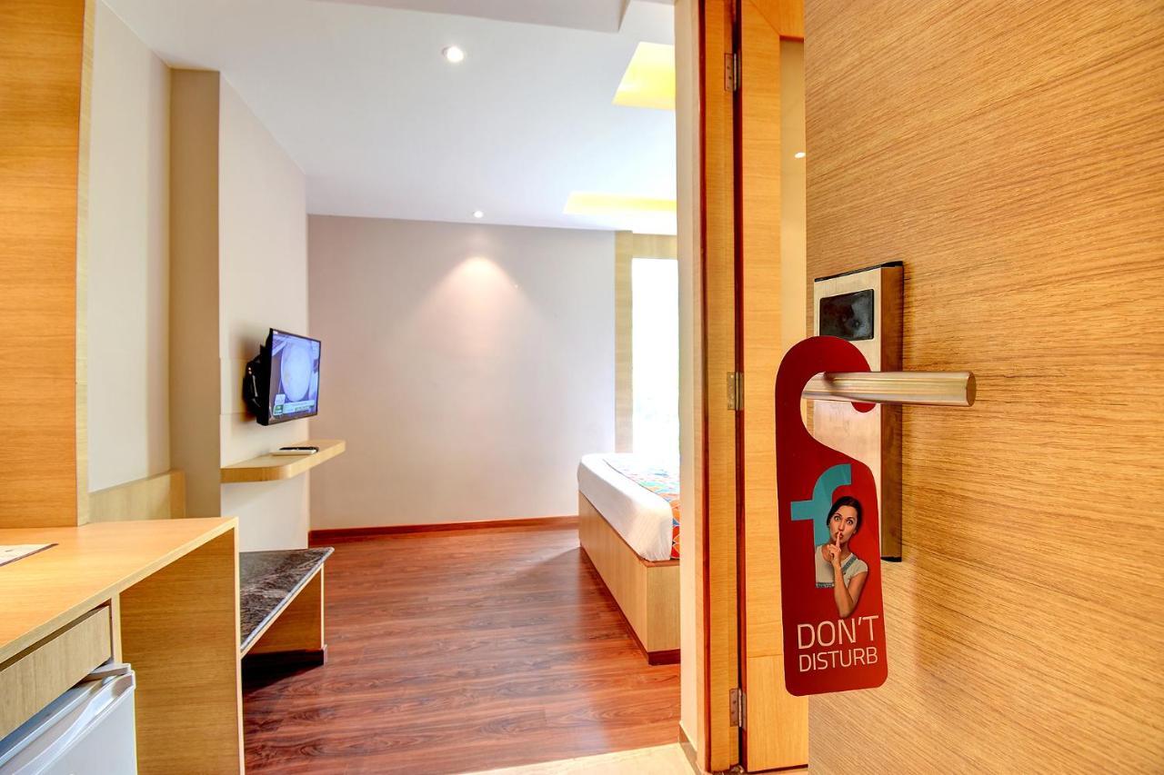 Fabhotel S Comfort Inn - Indiranagar Бангалор Екстериор снимка