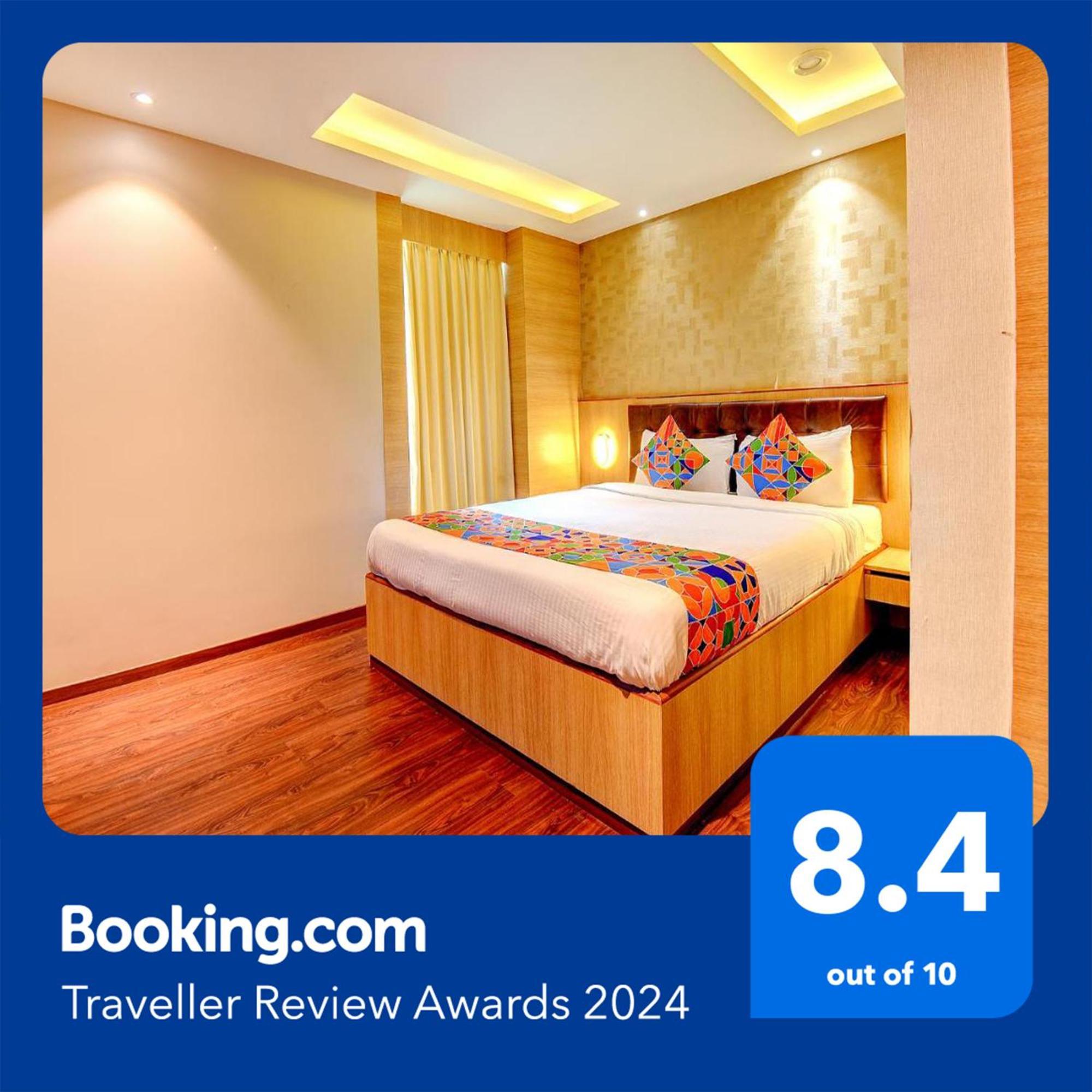 Fabhotel S Comfort Inn - Indiranagar Бангалор Екстериор снимка